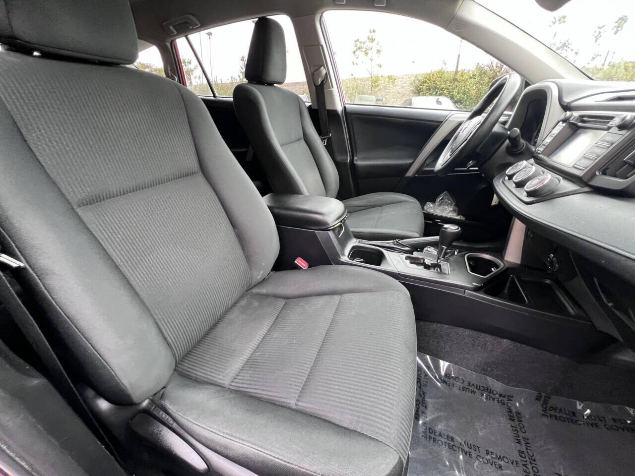 2017 Toyota RAV4 in Pasadena, CA 91107 - 2418816 2