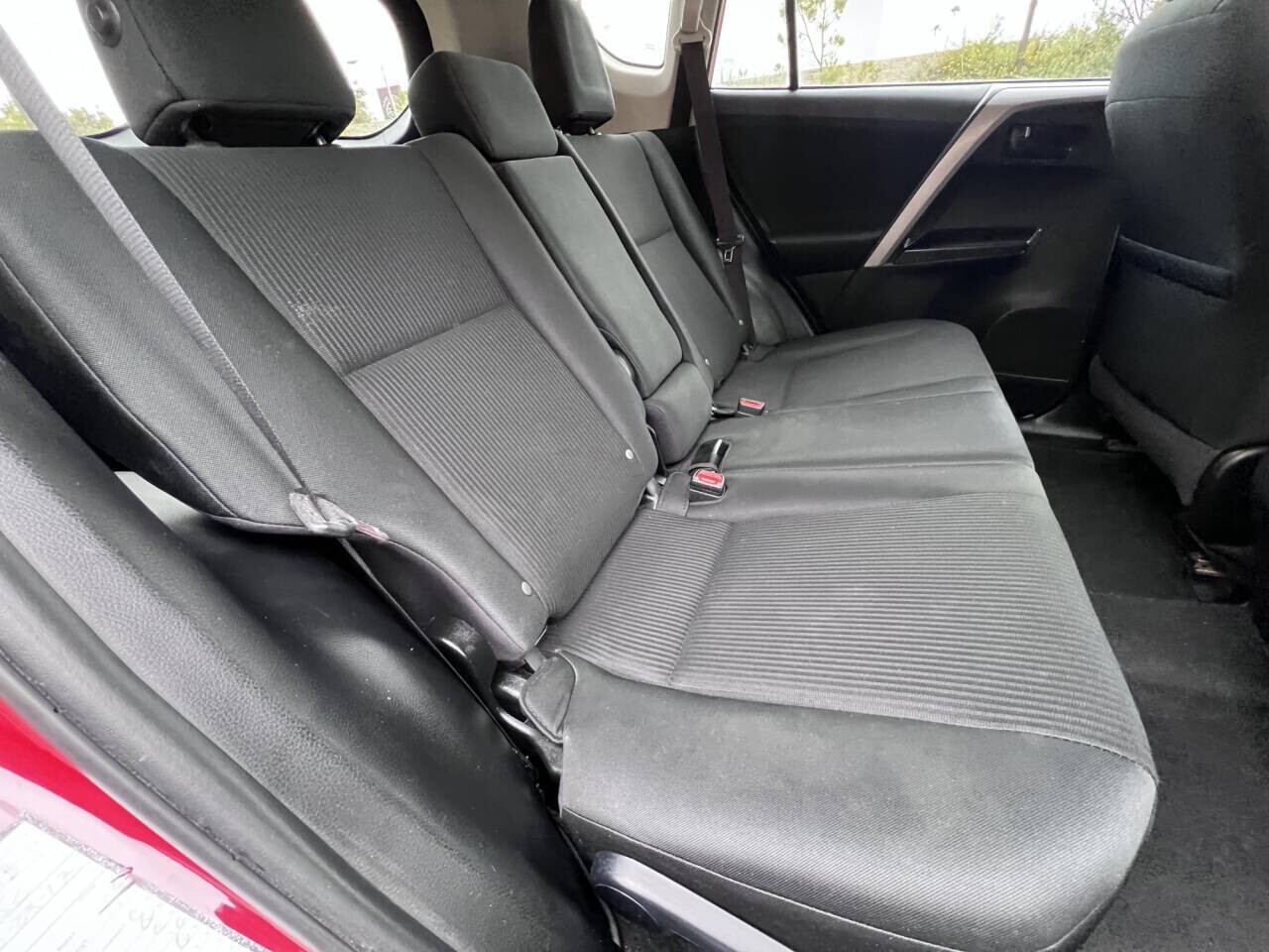 2017 Toyota RAV4 in Pasadena, CA 91107 - 2418816 3