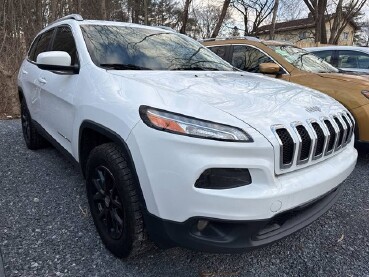 2017 Jeep Cherokee in Mechanicville, NY 12118