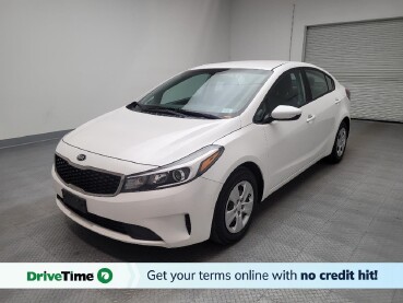 2017 Kia Forte in Van Nuys, CA 91411