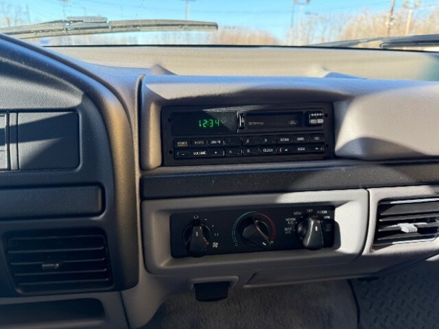 1997 Ford F250 in Indianapolis, IN 46222-4002 - 2419435 12