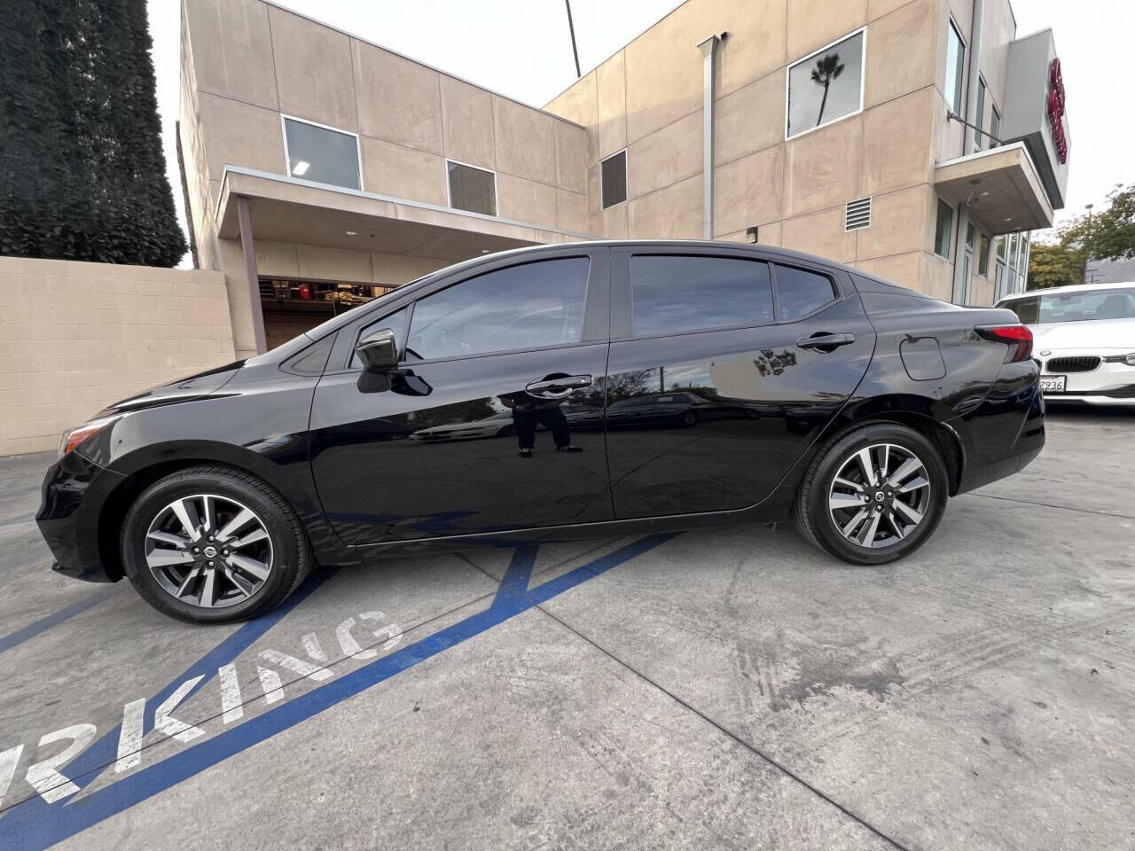 2021 Nissan Versa in Pasadena, CA 91107 - 2419437 8