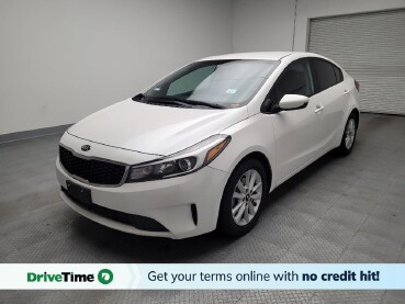 2017 Kia Forte in Downey, CA 90241