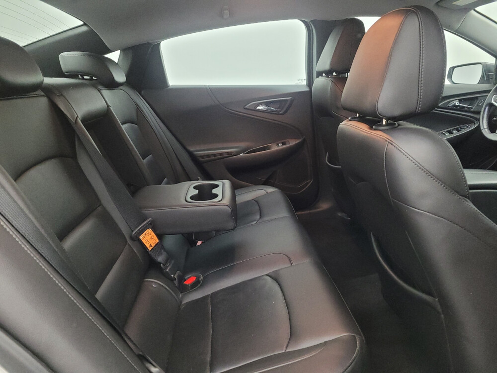 2016 Chevrolet Malibu in Louisville, KY 40258 - 2421213 19