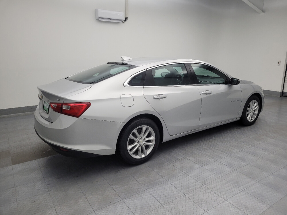 2016 Chevrolet Malibu in Louisville, KY 40258 - 2421213 10