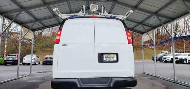 2015 Chevrolet Express 2500 in Barton, MD 21521 - 2421571 12