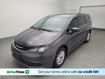 2020 Chrysler Voyager in Wichita, KS 67207