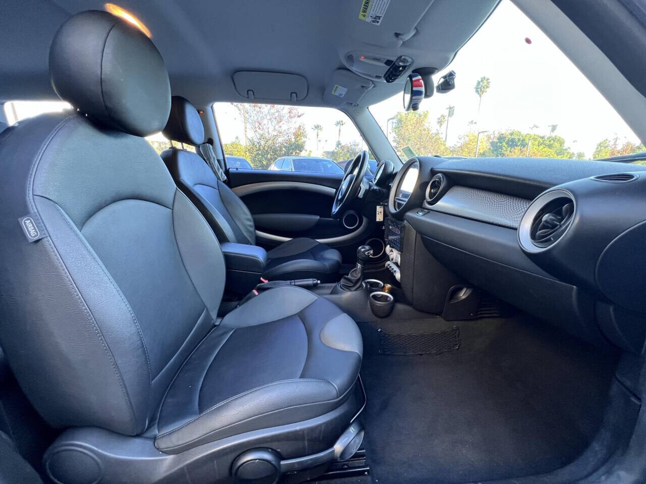 2010 MINI Cooper Clubman in Pasadena, CA 91107 - 2422105 7