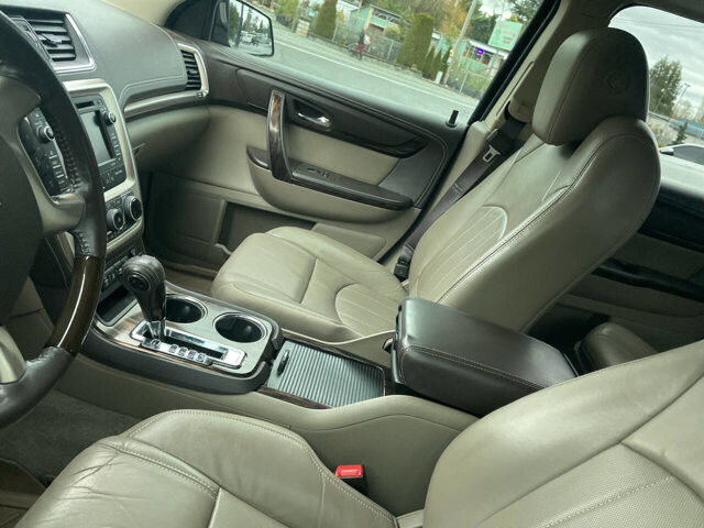 2014 GMC Acadia in Mount Vernon, WA 98273 - 2422643 10