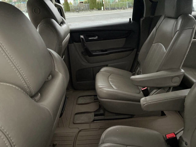 2014 GMC Acadia in Mount Vernon, WA 98273 - 2422643 11