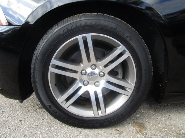 2013 Dodge Charger in Tampa, FL 33604-6914 - 2422644 82