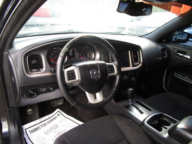 2013 Dodge Charger in Tampa, FL 33604-6914 - 2422644 13