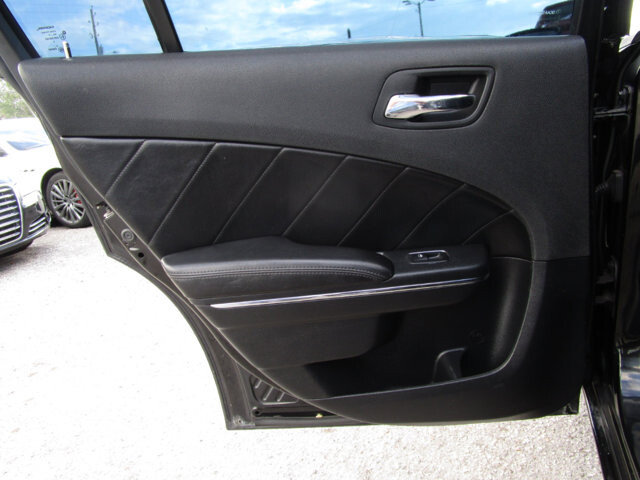 2013 Dodge Charger in Tampa, FL 33604-6914 - 2422644 19