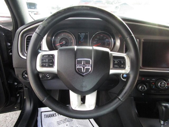 2013 Dodge Charger in Tampa, FL 33604-6914 - 2422644 4