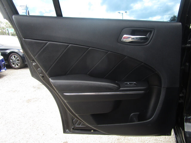 2013 Dodge Charger in Tampa, FL 33604-6914 - 2422644 77