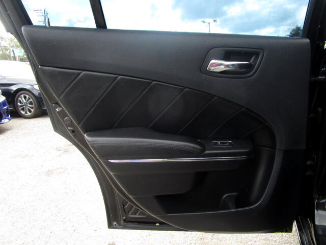 2013 Dodge Charger in Tampa, FL 33604-6914 - 2422644 47