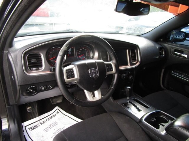 2013 Dodge Charger in Tampa, FL 33604-6914 - 2422644 13