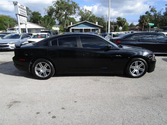 2013 Dodge Charger in Tampa, FL 33604-6914 - 2422644 29