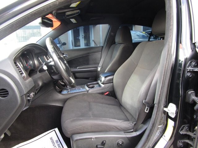 2013 Dodge Charger in Tampa, FL 33604-6914 - 2422644 9