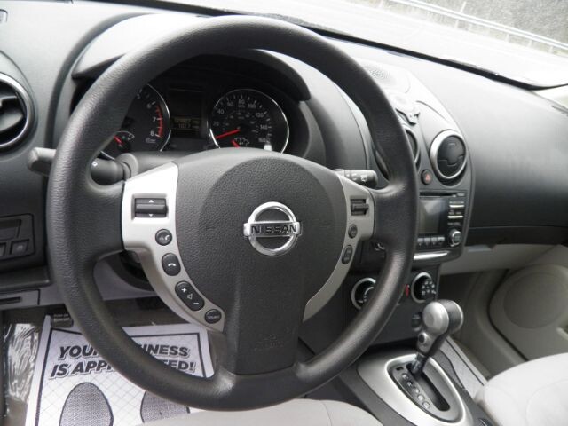 2015 Nissan Rogue in Barton, MD 21521 - 2422733 9