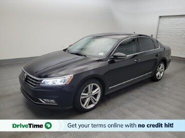 2016 Volkswagen Passat in Glendale, AZ 85301