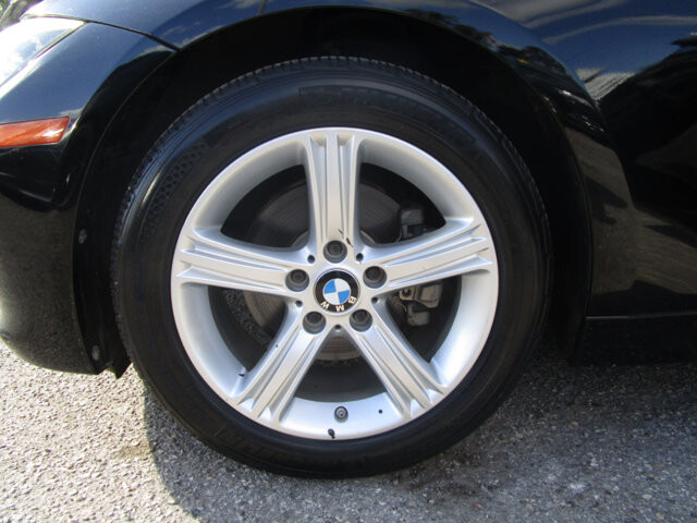 2012 BMW 328i in Tampa, FL 33604-6914 - 2423316 22