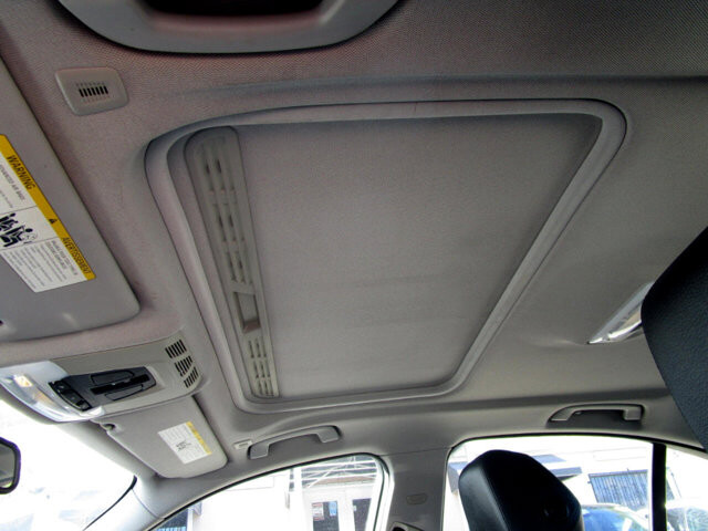 2012 BMW 328i in Tampa, FL 33604-6914 - 2423316 16