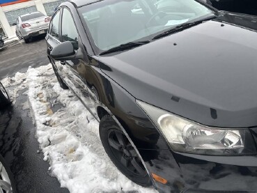 2013 Chevrolet Cruze in Milwaukee, WI 53221