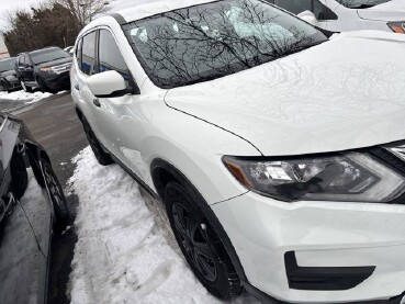 2018 Nissan Rogue in Milwaukee, WI 53221