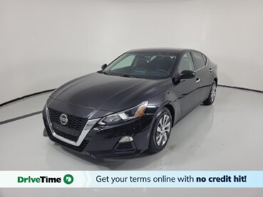 2020 Nissan Altima in Knoxville, TN 37923