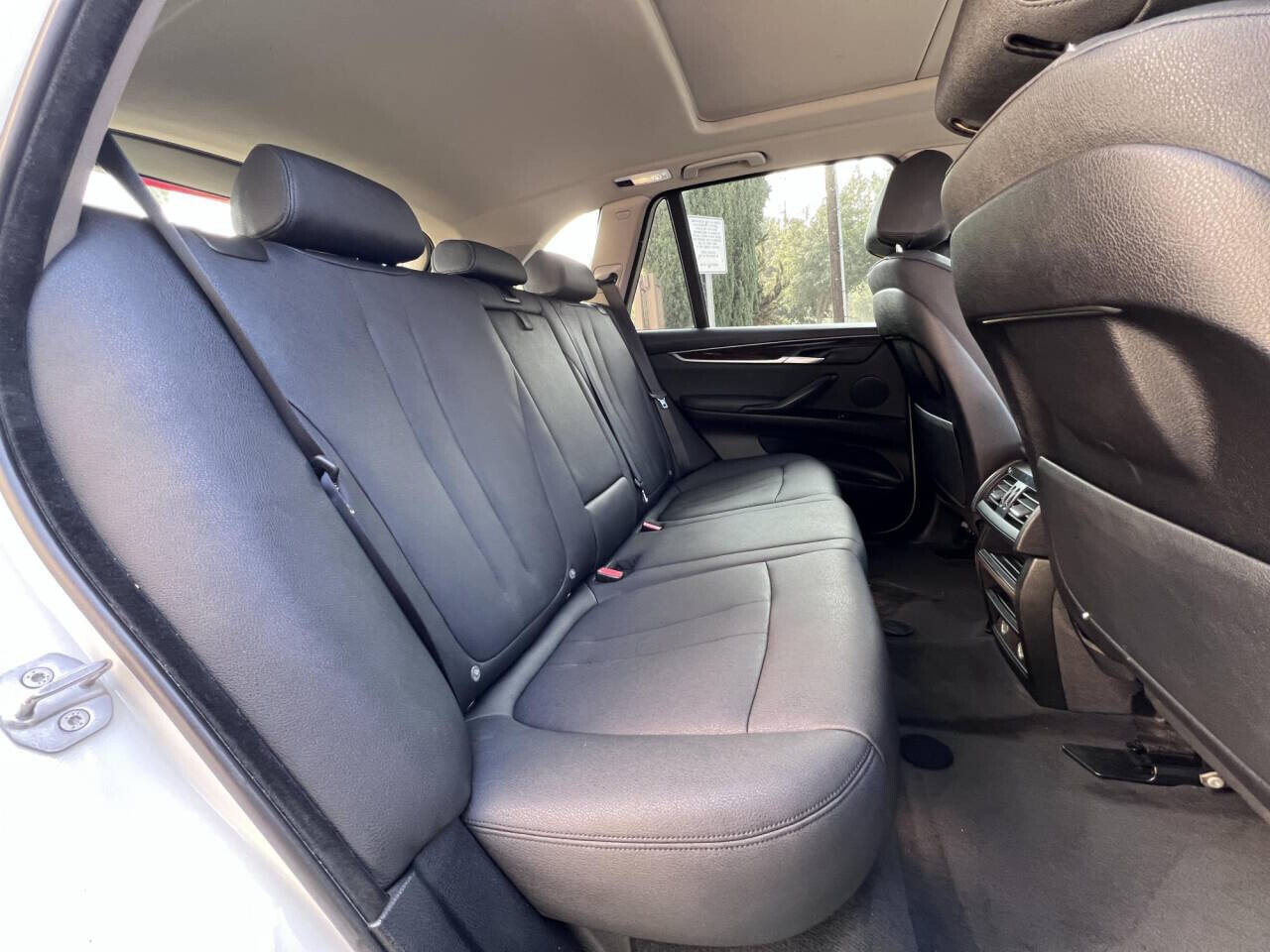 2016 BMW X5 in Pasadena, CA 91107 - 2425127 9