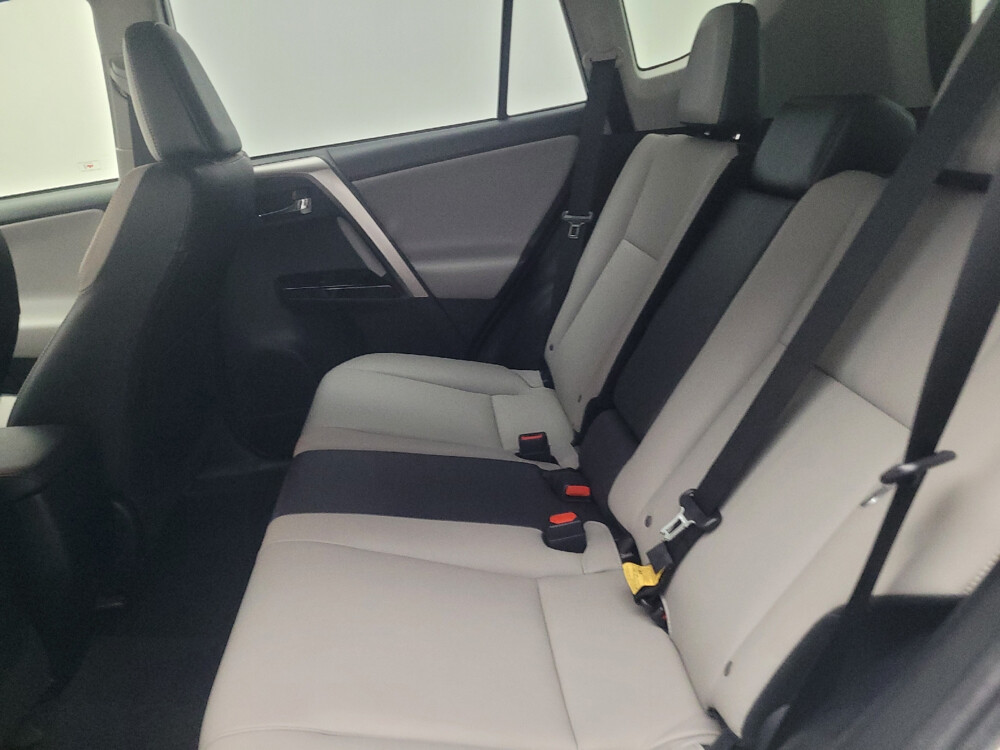 2018 Toyota RAV4 in Jackson, MS 39211 - 2425706 18