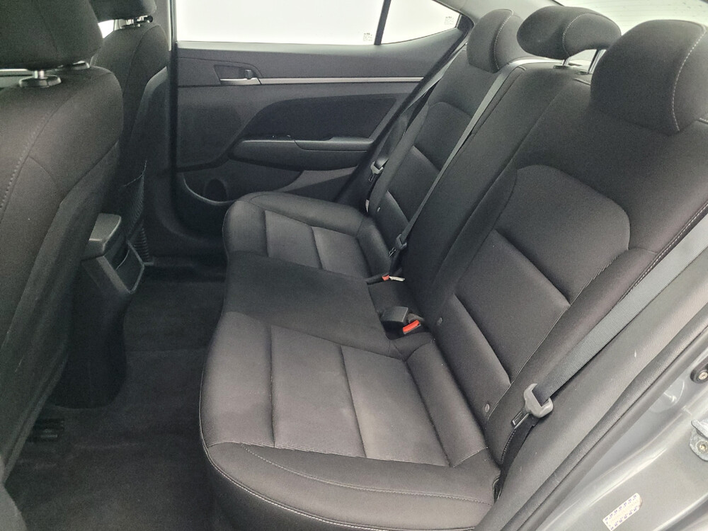 2018 Hyundai Elantra in Knoxville, TN 37923 - 2425819 18