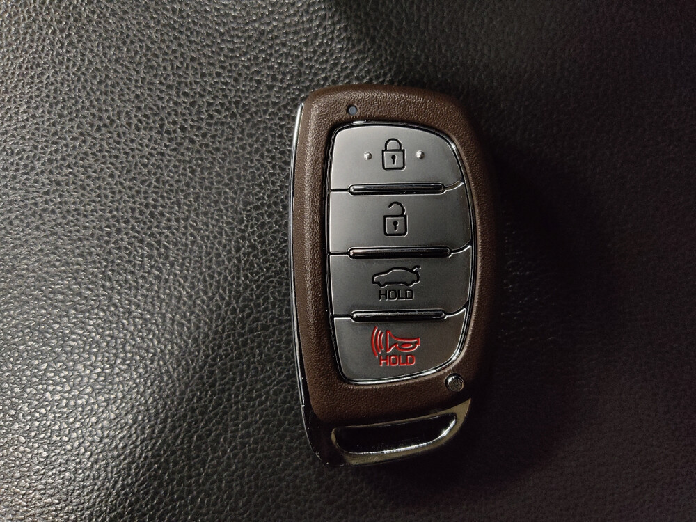 2018 Hyundai Elantra in Knoxville, TN 37923 - 2425819 33