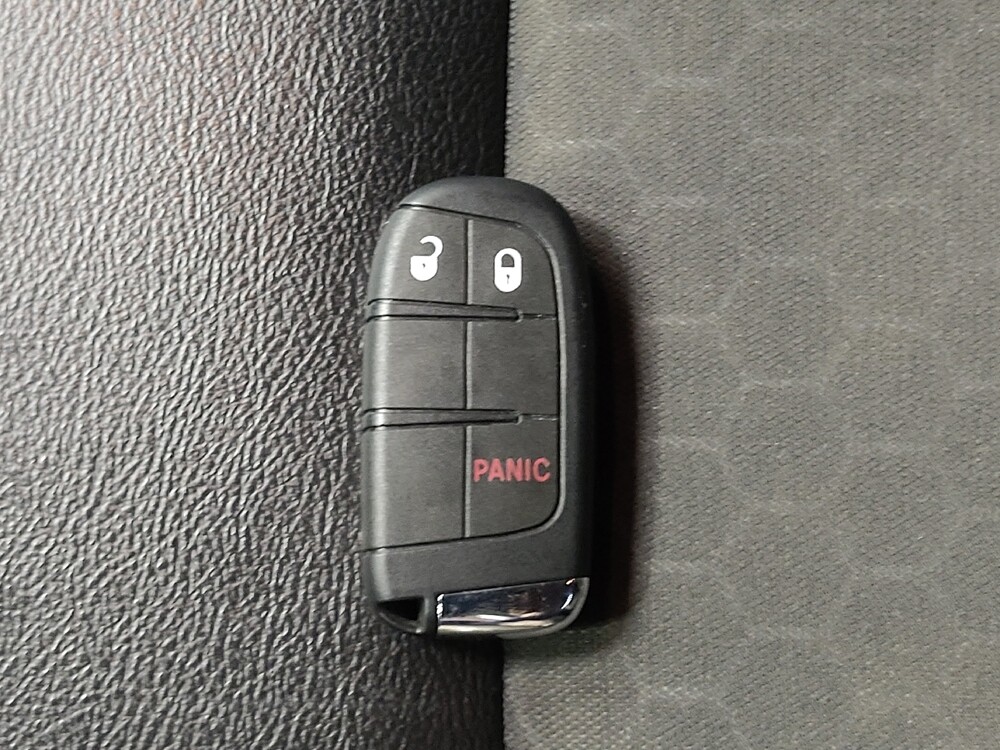 2018 Jeep Compass in Greensboro, NC 27407 - 2425858 32