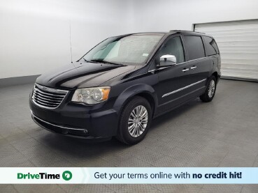 2015 Chrysler Town & Country in Owings Mills, MD 21117