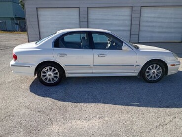 2004 Hyundai Sonata in Hudson, FL 34669