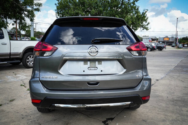 2018 Nissan Rogue in San Antonio, TX 78228 - 2426012 5