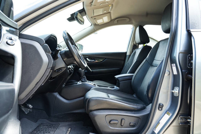 2018 Nissan Rogue in San Antonio, TX 78228 - 2426012 14