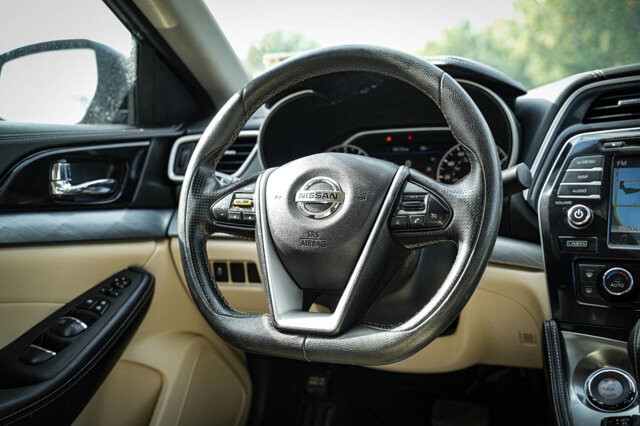 2016 Nissan Maxima in San Antonio, TX 78228 - 2426015 11