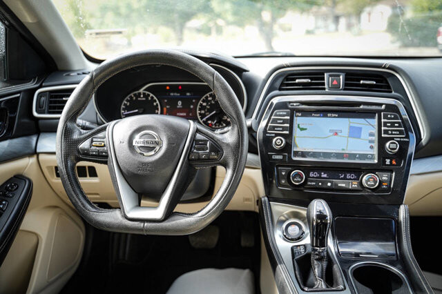 2016 Nissan Maxima in San Antonio, TX 78228 - 2426015 13