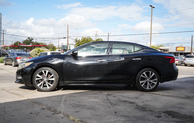2016 Nissan Maxima in San Antonio, TX 78228 - 2426015 4