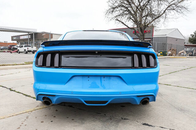 2017 Ford Mustang in San Antonio, TX 78228 - 2426017 6