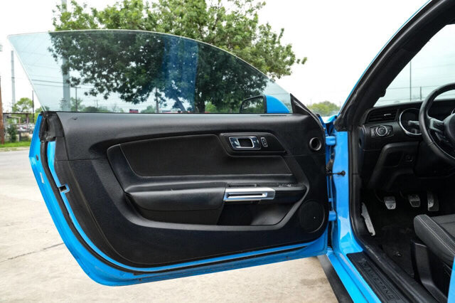 2017 Ford Mustang in San Antonio, TX 78228 - 2426017 11