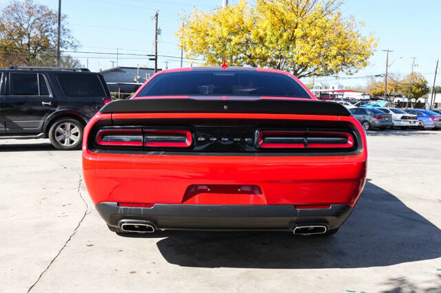 2019 Dodge Challenger in San Antonio, TX 78228 - 2426028 7