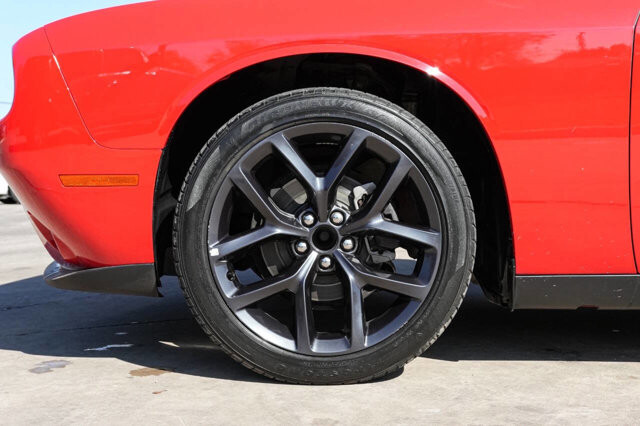 2019 Dodge Challenger in San Antonio, TX 78228 - 2426028 4