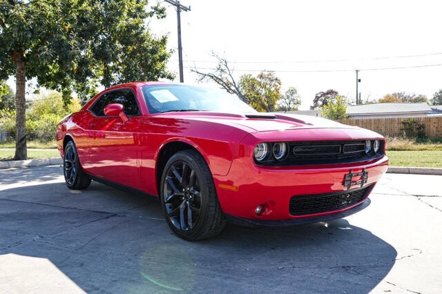 2019 Dodge Challenger in San Antonio, TX 78228 - 2426028 10