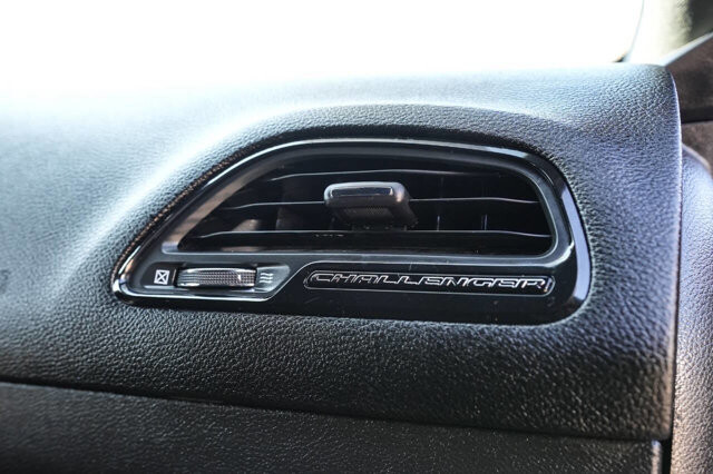 2019 Dodge Challenger in San Antonio, TX 78228 - 2426028 18