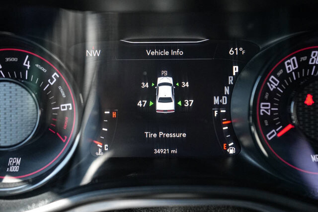 2019 Dodge Challenger in San Antonio, TX 78228 - 2426028 14