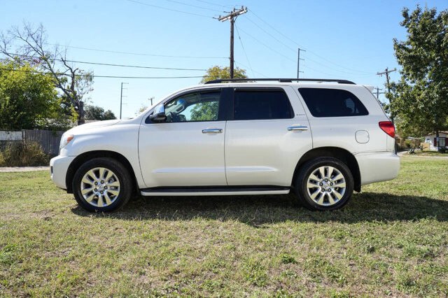 2014 Toyota Sequoia in San Antonio, TX 78228 - 2426034 4